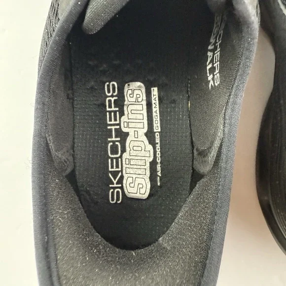 Woman's SKECHERS Performance Go Walk Glide Step 2.0 Dani Hands Free Slip-Ins 9 - Picture 10 of 12